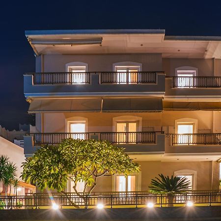 Vakakis-Me Apartments パレオコラ エクステリア 写真