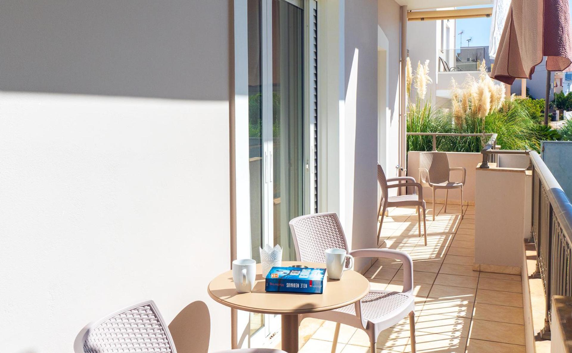 Vakakis-Me Apartments パレオコラ エクステリア 写真