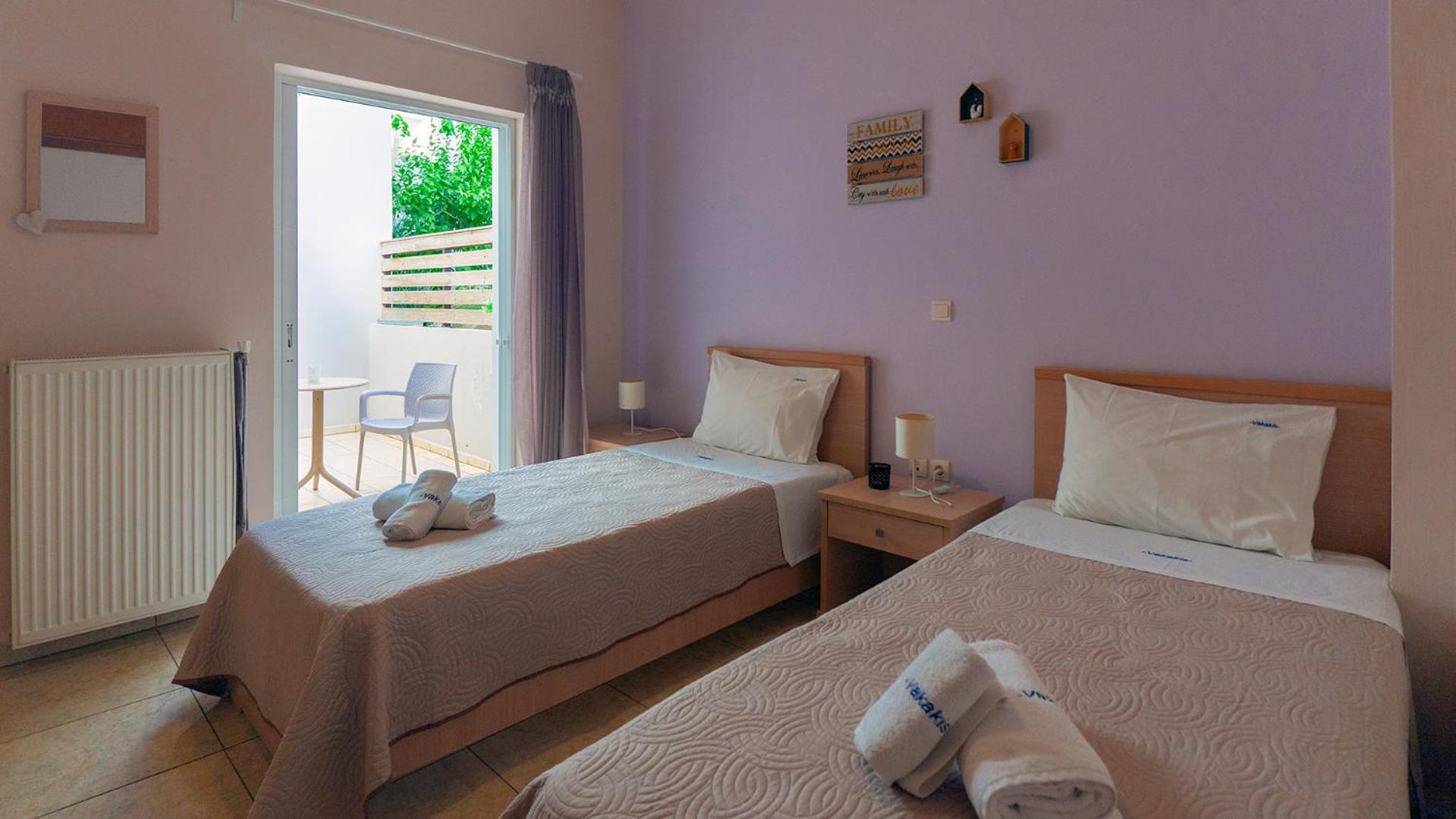 Vakakis-Me Apartments パレオコラ エクステリア 写真