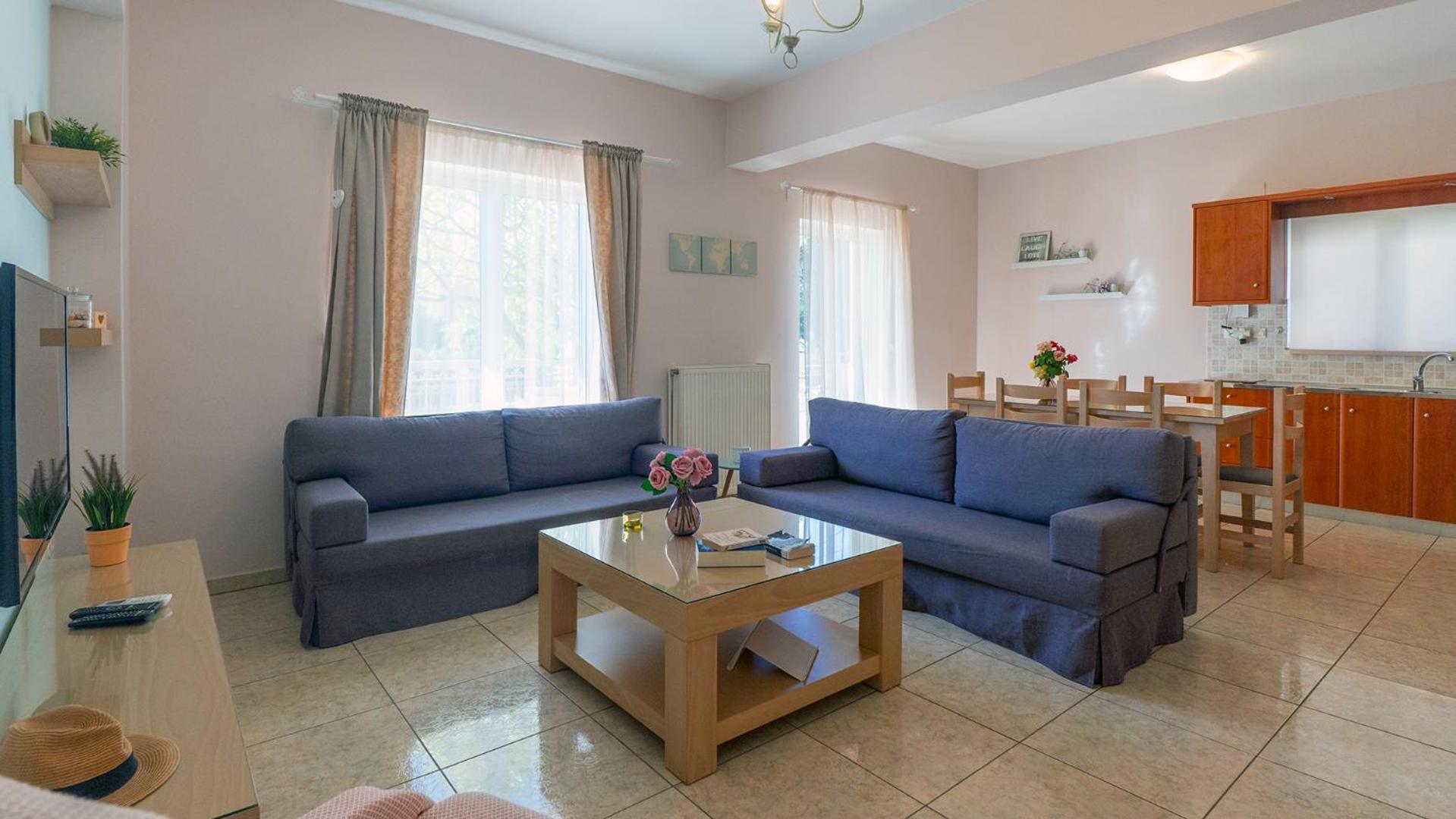 Vakakis-Me Apartments パレオコラ エクステリア 写真