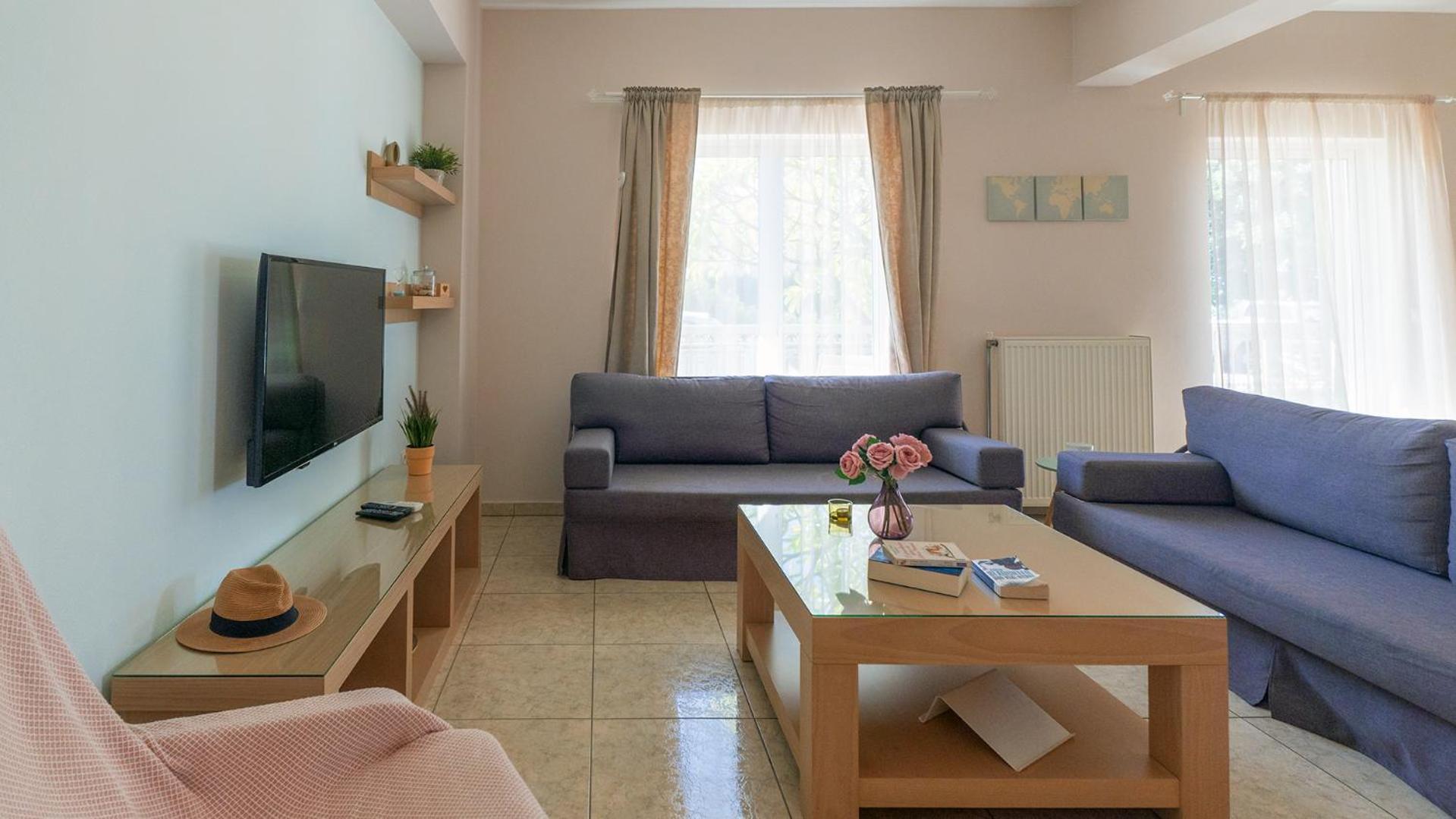 Vakakis-Me Apartments パレオコラ エクステリア 写真